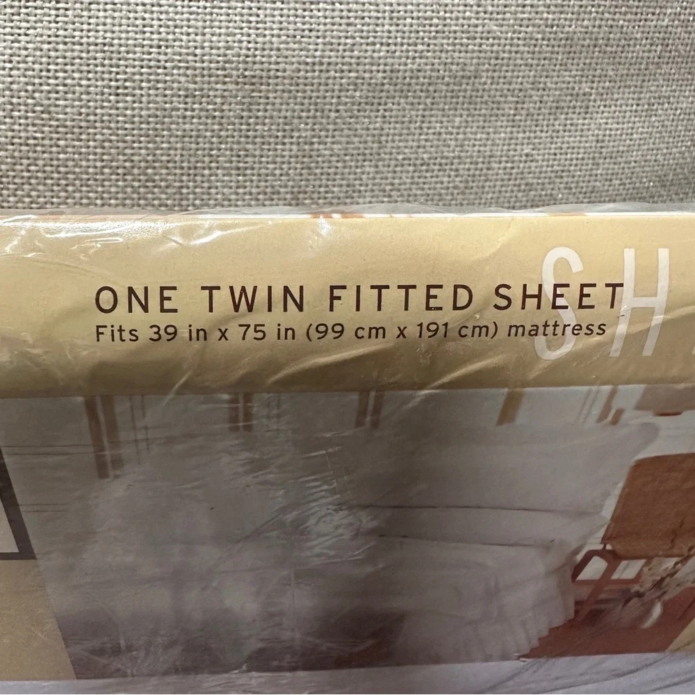 Vintage NEW Twin Fitted‎ Sheet- Caress/Mervyns White No Iron Percale 180 TC